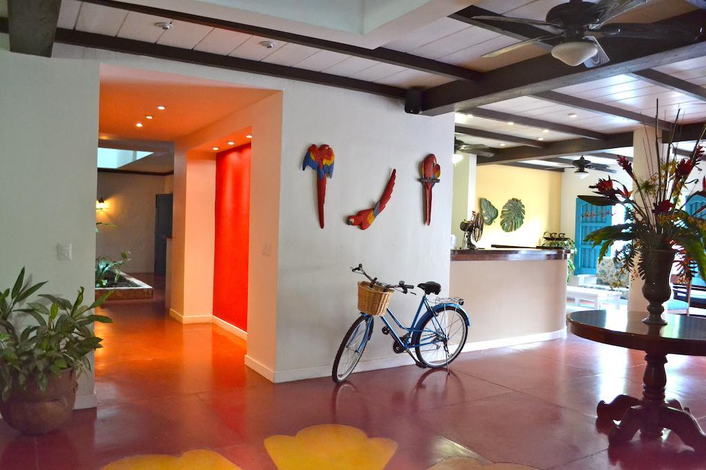 Hotel Isla De Flores Bagian luar foto