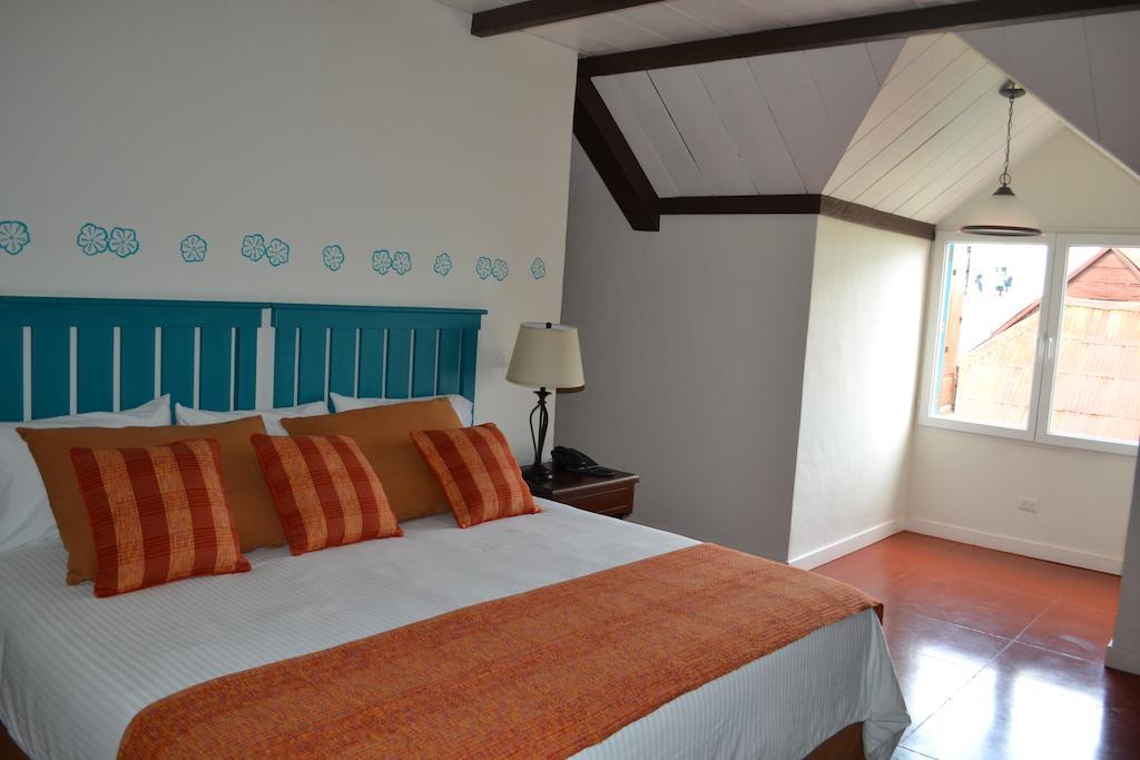 Hotel Isla De Flores Ruang foto